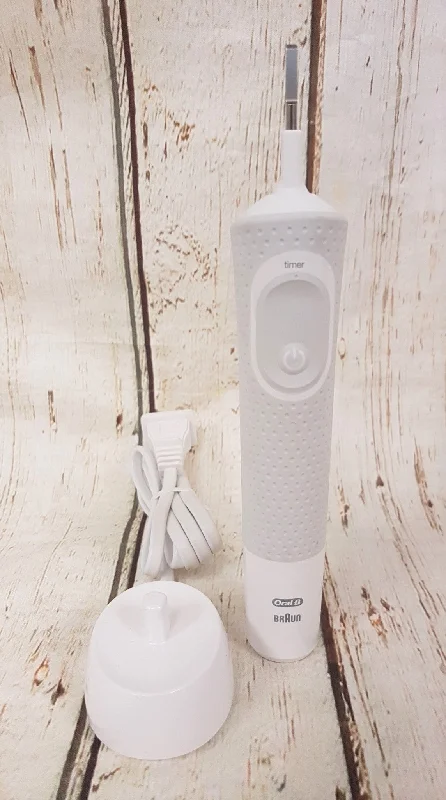 Braun Oral B Pro 300 Sensitive Clean Vitality Electric Toothbrush